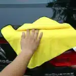 Kit 5 Toalhas de Microfibra para Lavagem e Polimento de Carros - Limpeza Eficiente e Versátil - Imagem 2