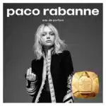 Modelo usando perfume Lady Million da Paco Rabanne