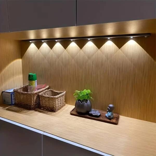 Casa lâmpada LED ultra fina com sensor de movimento recarregável USB