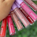 Batom líquido matte Ruby Rose com karité e hialurônico em embalagem