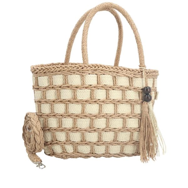 Bolsa feminina de ráfia Meire Bauarte com design artesanal e alça resistente