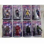 boneco vingadores articulado sem luz 16-18 cm unidade