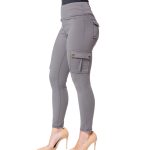 calca feminina cargo preta skinny cintura alta jogger com bolsos laterais