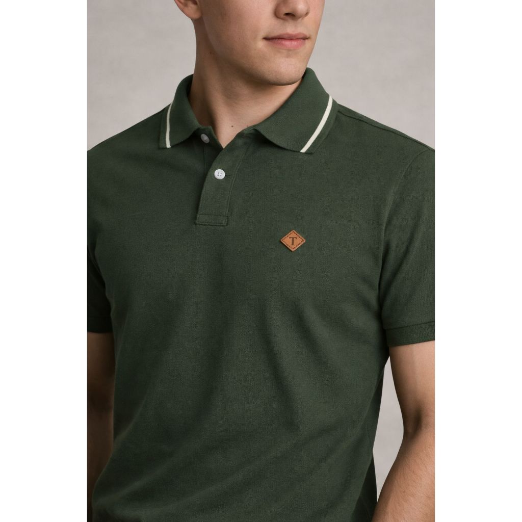 Camisa gola polo masculina 100% algodão em modelo básico para homem