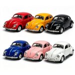 miniatura fusca volkswagen 32 em metal com capô e portas abertas na escala 1:32