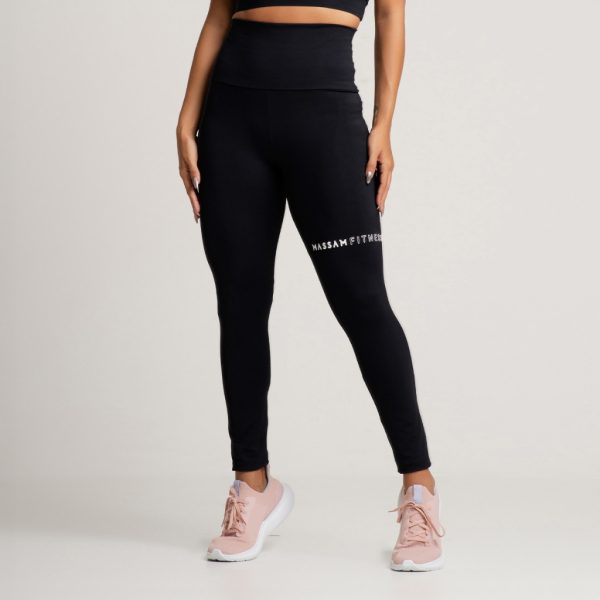 Roupa fitness feminina: legging preta cintura alta poliamida silk Massam Fitness