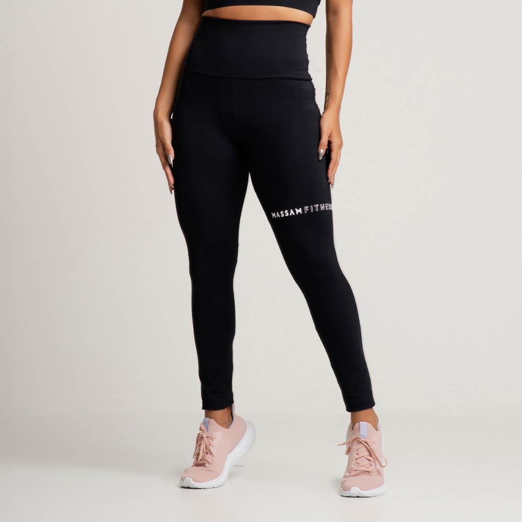 Roupa fitness feminina: legging preta cintura alta poliamida silk Massam Fitness