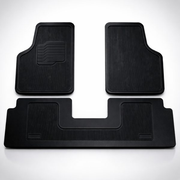 tapete automotivo universal borracha instalado no assoalho de carro popular