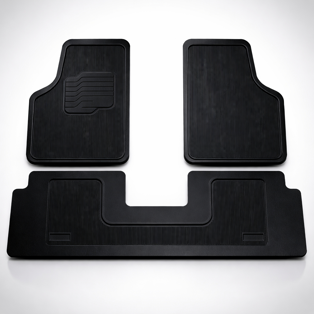 tapete automotivo universal borracha instalado no assoalho de carro popular